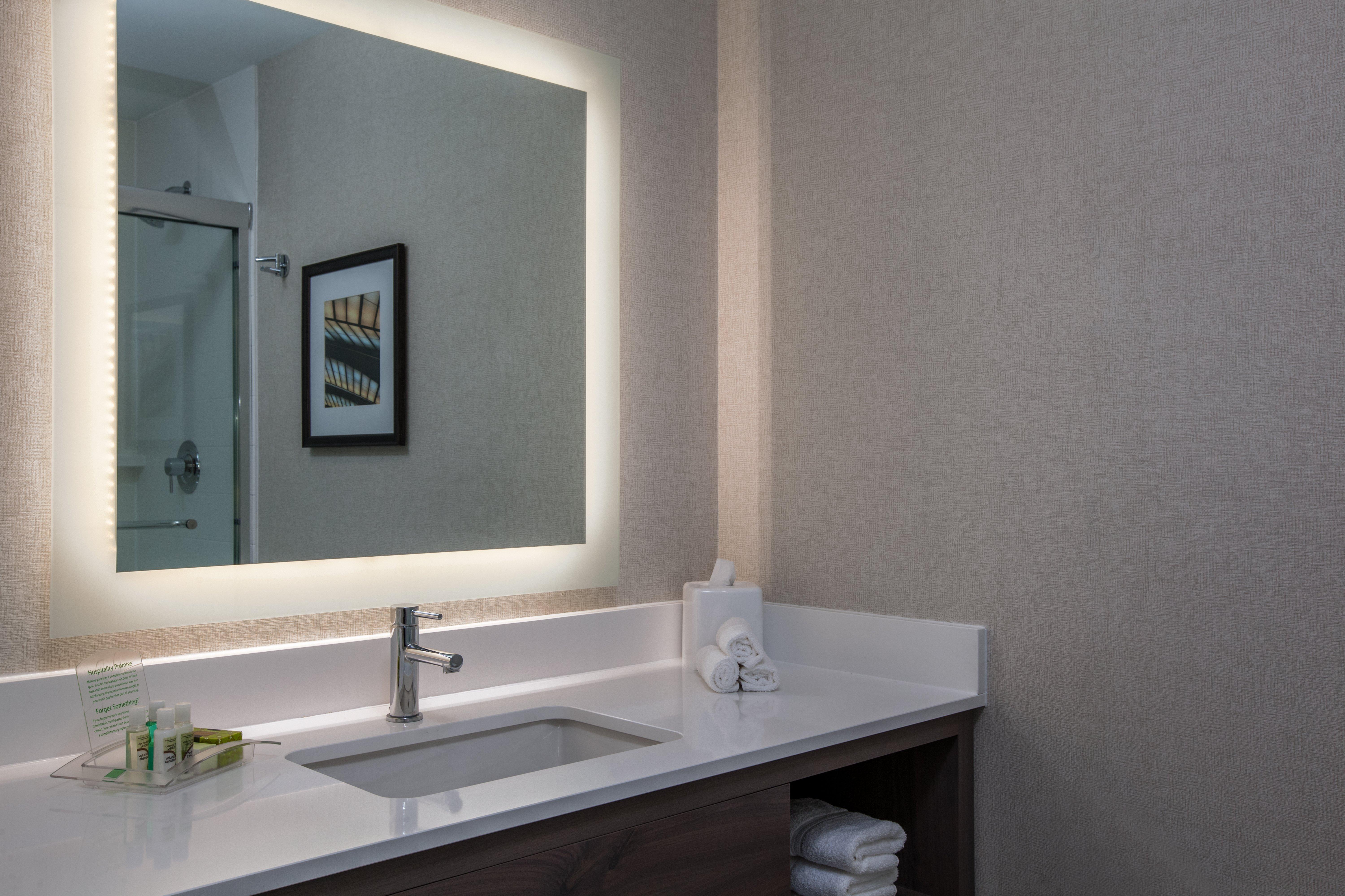 Holiday Inn Cleveland Clinic By Ihg Zewnętrze zdjęcie